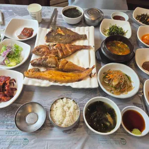 어촌밥상 사진