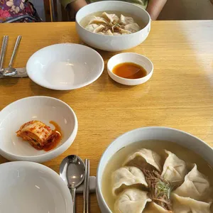 자하손만두 대표 사진