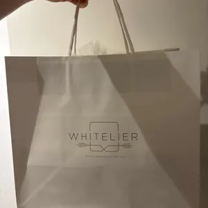 화이트리에 리뷰 사진
