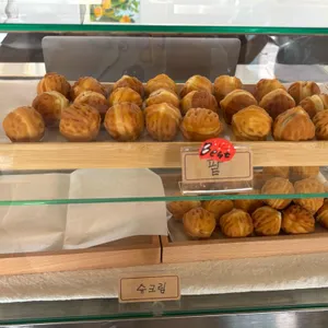 틈 커피 대표 사진