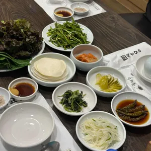 석촌오리 사진