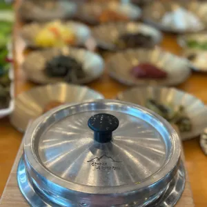 산아래 우렁쌈정식 사진