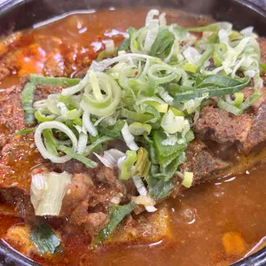 방가삼대얼큰한뼈해장국 사진