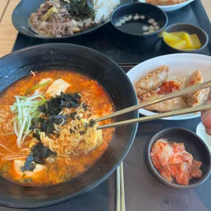 푸드엠파이어 사진