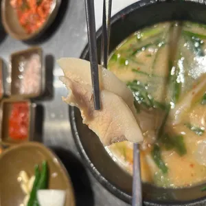 수변최고돼지국밥 사진 1