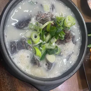삼거리먼지막순대국 사진 1