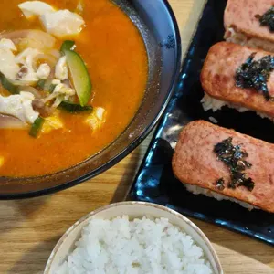 얼큰짬뽕수제비 대표 사진