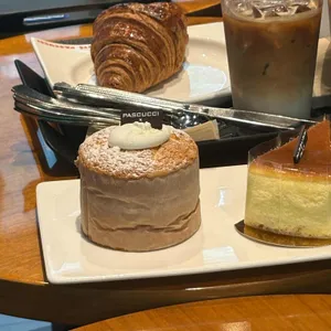 파스쿠찌 사진
