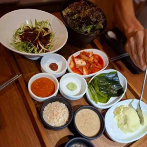 모옥살 대표 사진