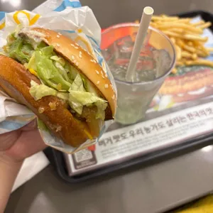 맥도날드 대표 사진