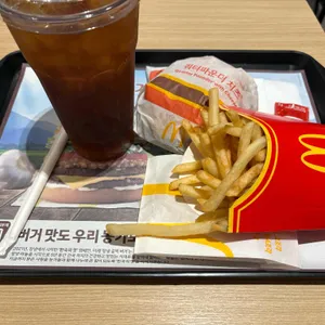 맥도날드 사진