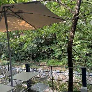 카페 산아래 리뷰 사진