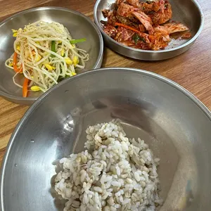 칭구바지락칼국수 사진