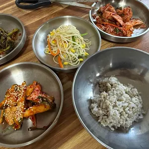 칭구바지락칼국수 사진