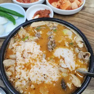 첫번째 순대국집 대표 사진