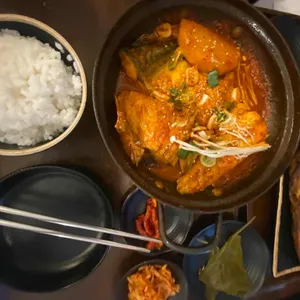 식탁엔구이 사진
