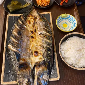 식탁엔구이 사진