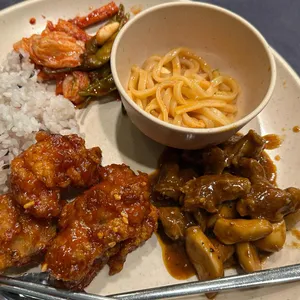 라 플레이스 대표 사진