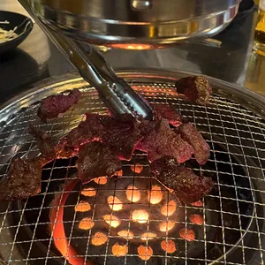 뭉탱이연탄구이 사진