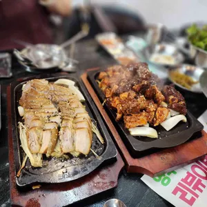 부마보쌈족발 사진
