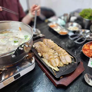부마보쌈족발 대표 사진