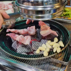 소문난숯불뒷고기 사진 1