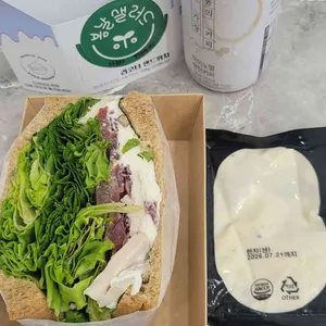 봄날샐러드 사진