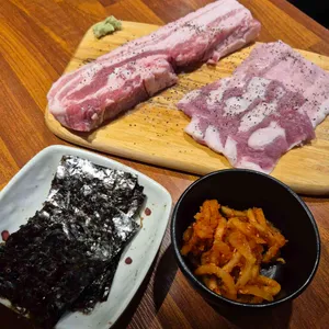 더바른식당 사진