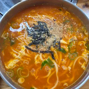 가영얼큰이칼국수 사진