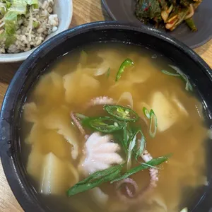 팔미낙지한마리수제비 대표 사진