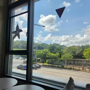 시시 리뷰 사진