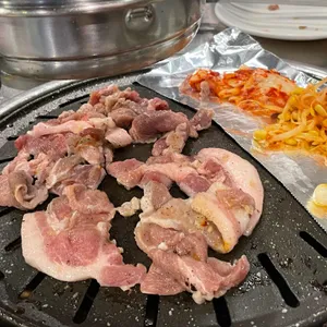 돼지따먹기 사진