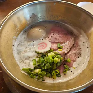 이케멘스 사진