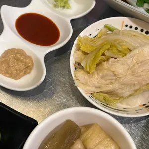 꾸이꾸이멱살 사진