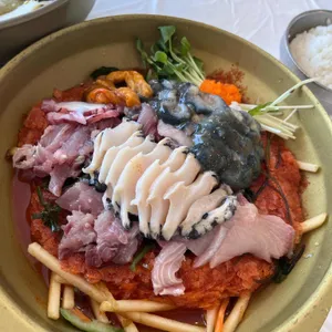 청초수물회 사진