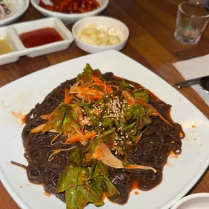 참착한족발 대표 사진