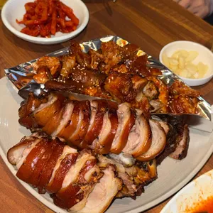 참착한족발 대표 사진