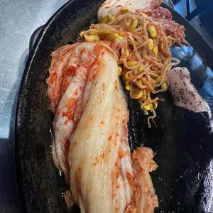 동두천솥뚜껑삼겹살 사진