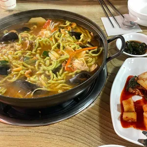 사랑방손칼국수 사진