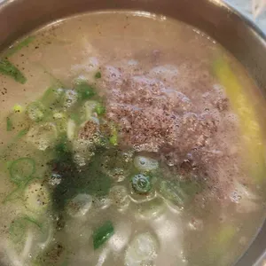 보양식 하순옥 황금안동국시 사진