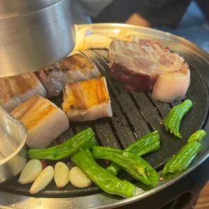 청돈옥 사진