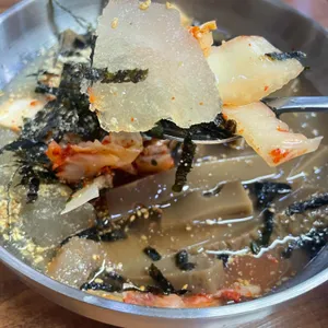 형과아우누룽지삼계탕왕갈비탕 대표 사진
