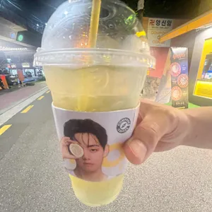 컴포즈커피 사진 1