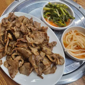 서울돼지불백갈비막국수 사진