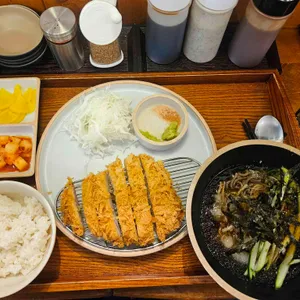 카츠업 리뷰 사진
