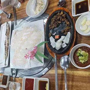 탐나종합어시장 사진