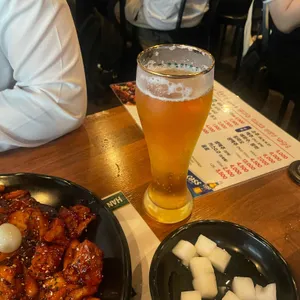 꼬꼬아찌숯불치킨 사진