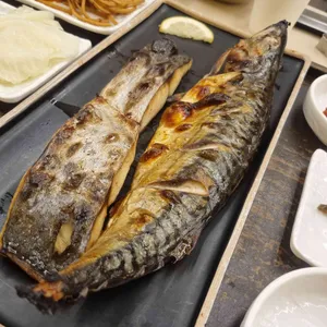 부산에뜬고등어 사진 1