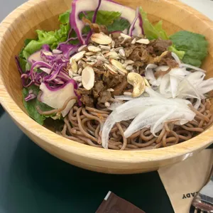 샐러디 대표 사진