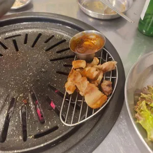 칠백날갈비칠백제주뒷고기 사진